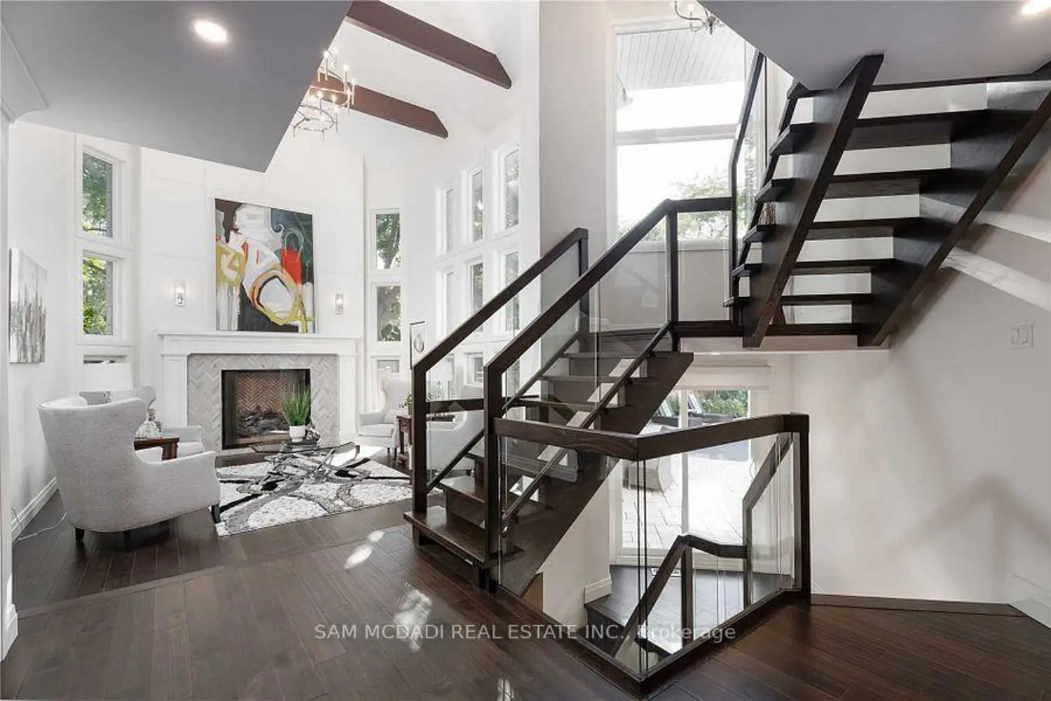 Additional image 3 of 2064 Almira Court