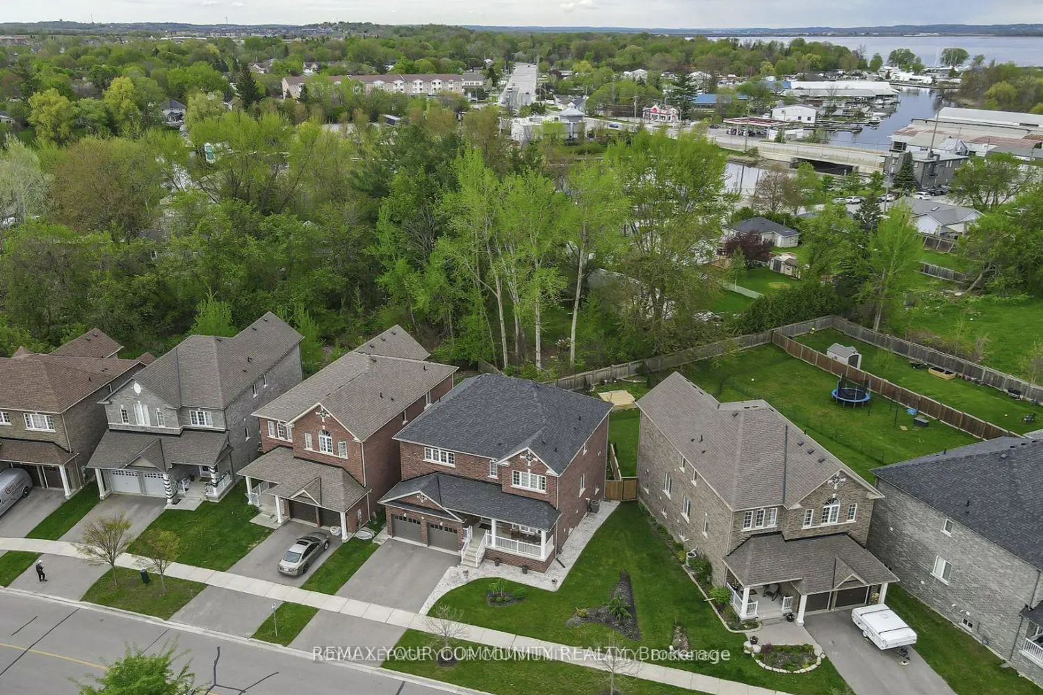 Additional image 17 of 19 Richmond Park Drive