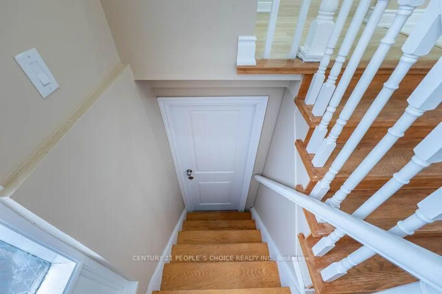 Additional image 14 of 453 Ginger Downs