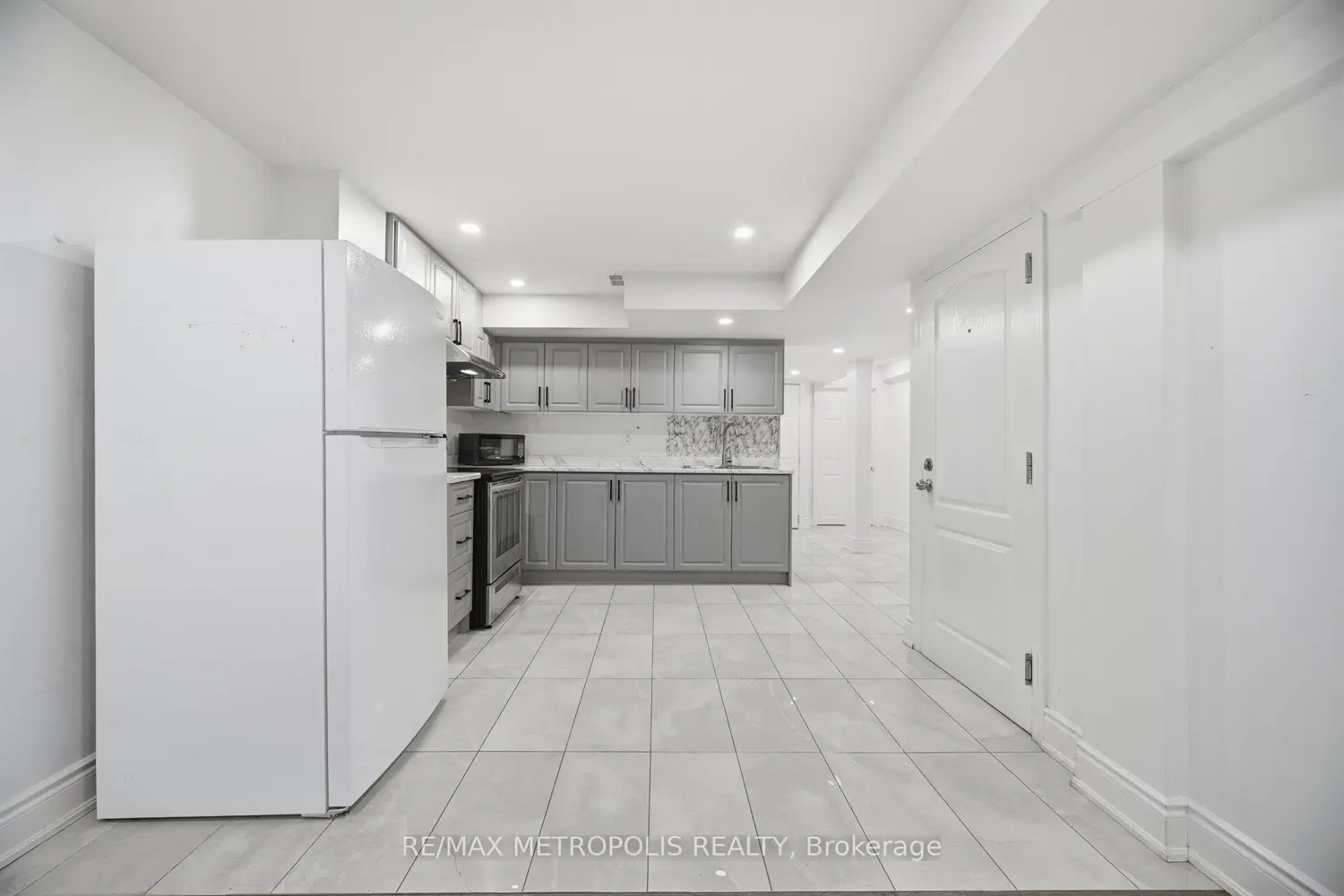 Additional image 13 of 43 El Camino Way