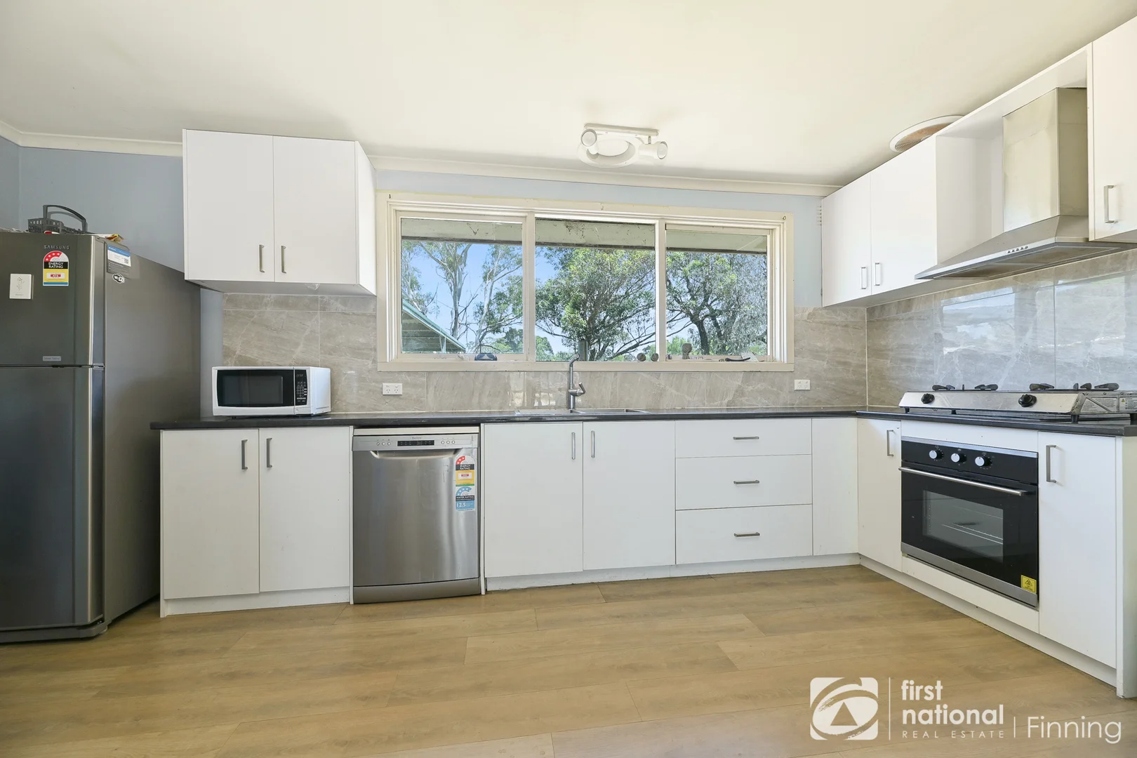 Additional image 6 of 4 Garden Street, Cranbourne East VIC 3977