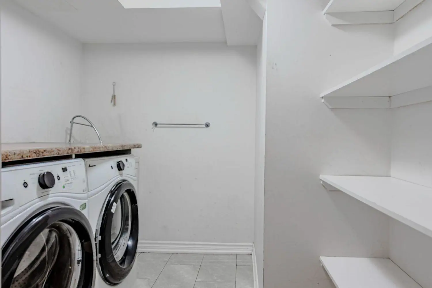 Additional image 19 of 150 Lloyd Sanderson Drive