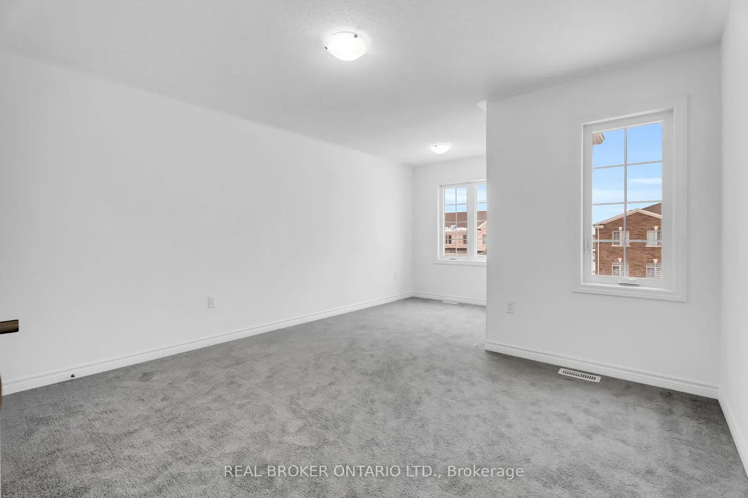 Additional image 12 of 398 Vandusen Avenue