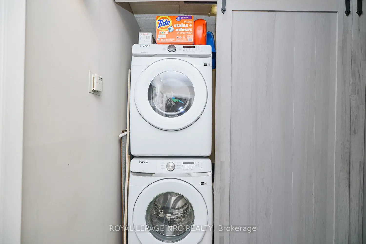 Additional image 12 of 20 John Street 109