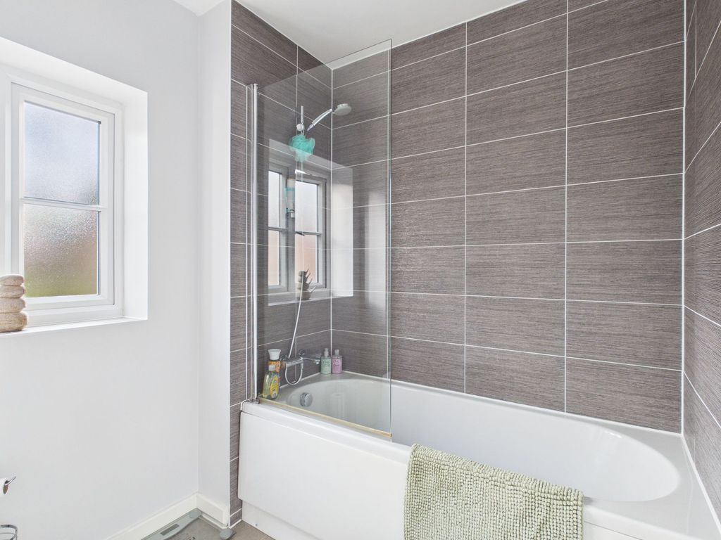 Additional image 18 of 3 bed semi-detached house for saleNewbury Street, Towcester NN12