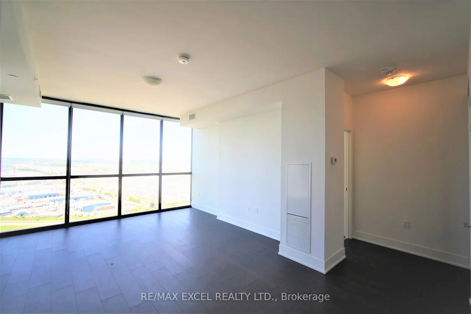 Additional image 11 of 2908 Highway 7 Road # 2607