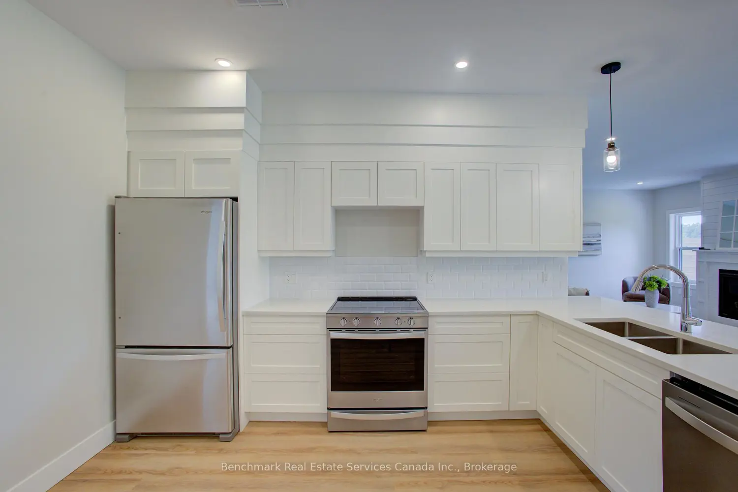 Additional image 2 of 1182 Queen Street 52