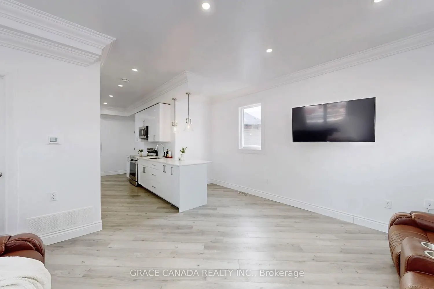 Additional image 7 of 85 Albany Avenue