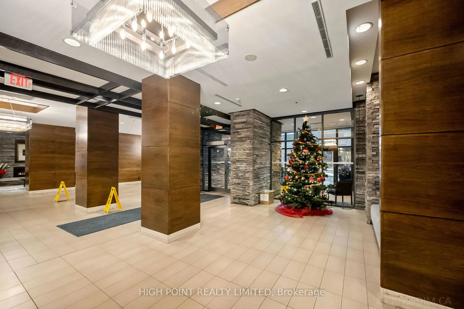 Additional image 20 of 1 Hurontario Street 610