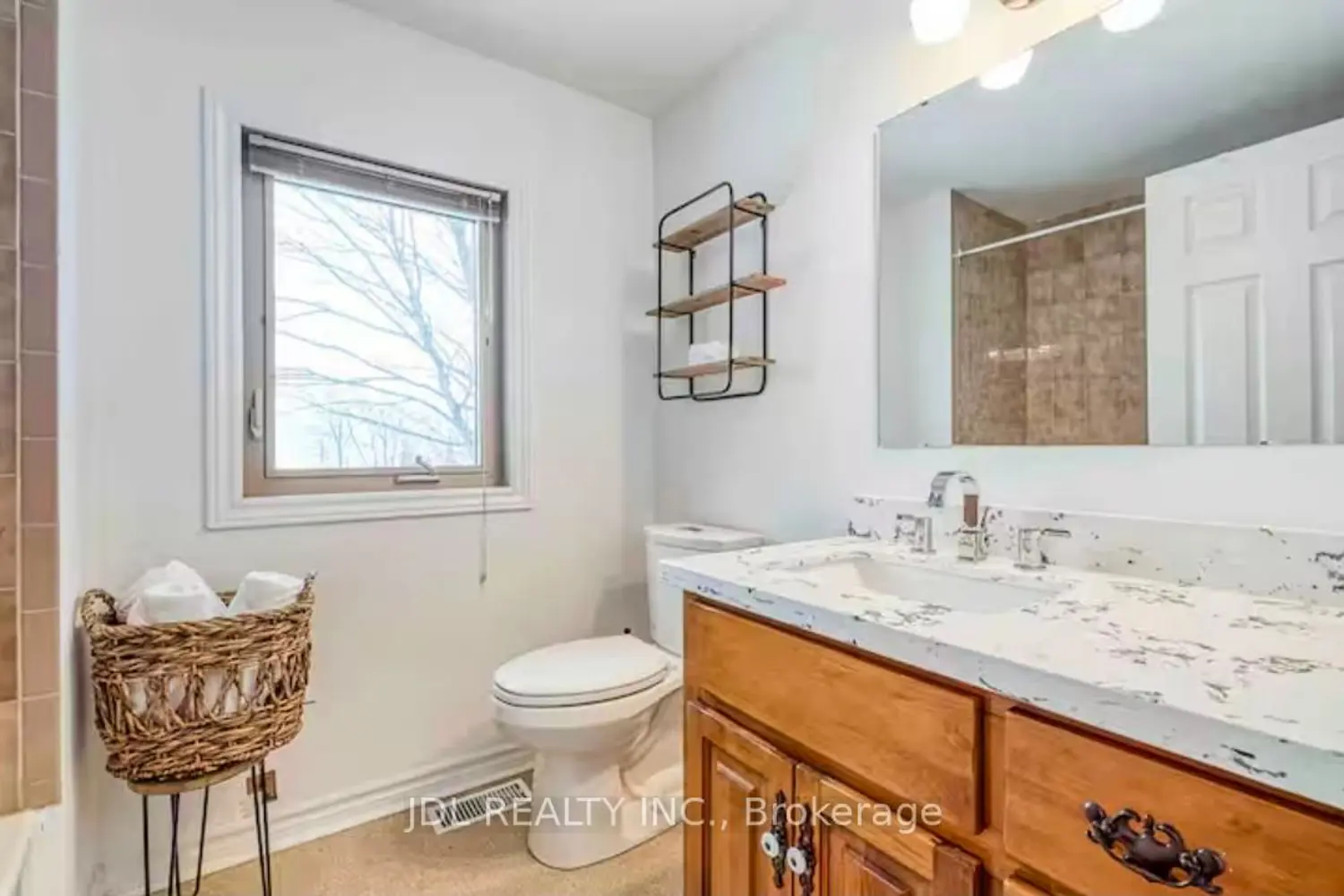 Additional image 16 of 200 Bayview Avenue