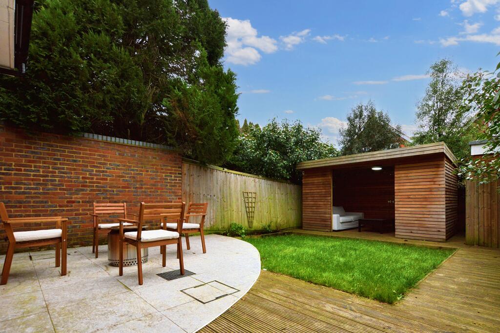 Additional image 18 of Wain Close, St Albans, AL1