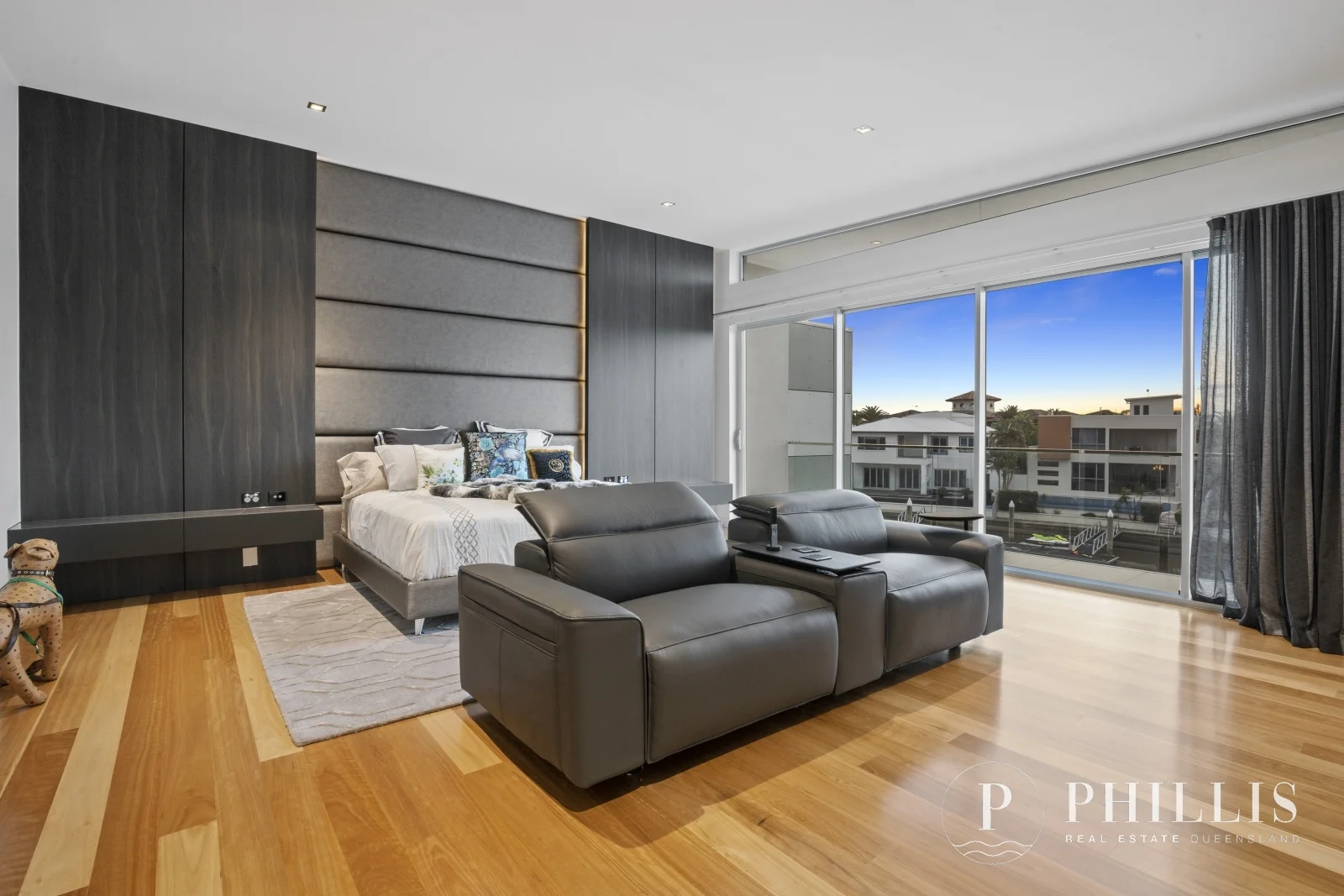 Additional image 25 of 26-28 Royal Albert Crescent, Sovereign Islands QLD 4216