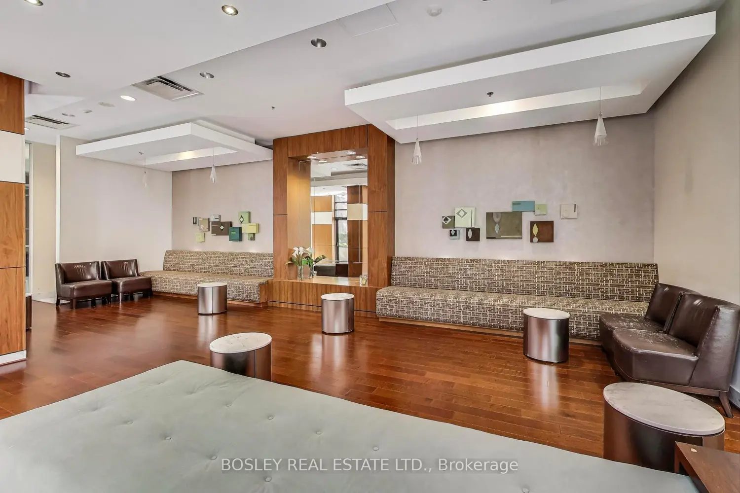 Additional image 10 of 85 Bloor Street 1007