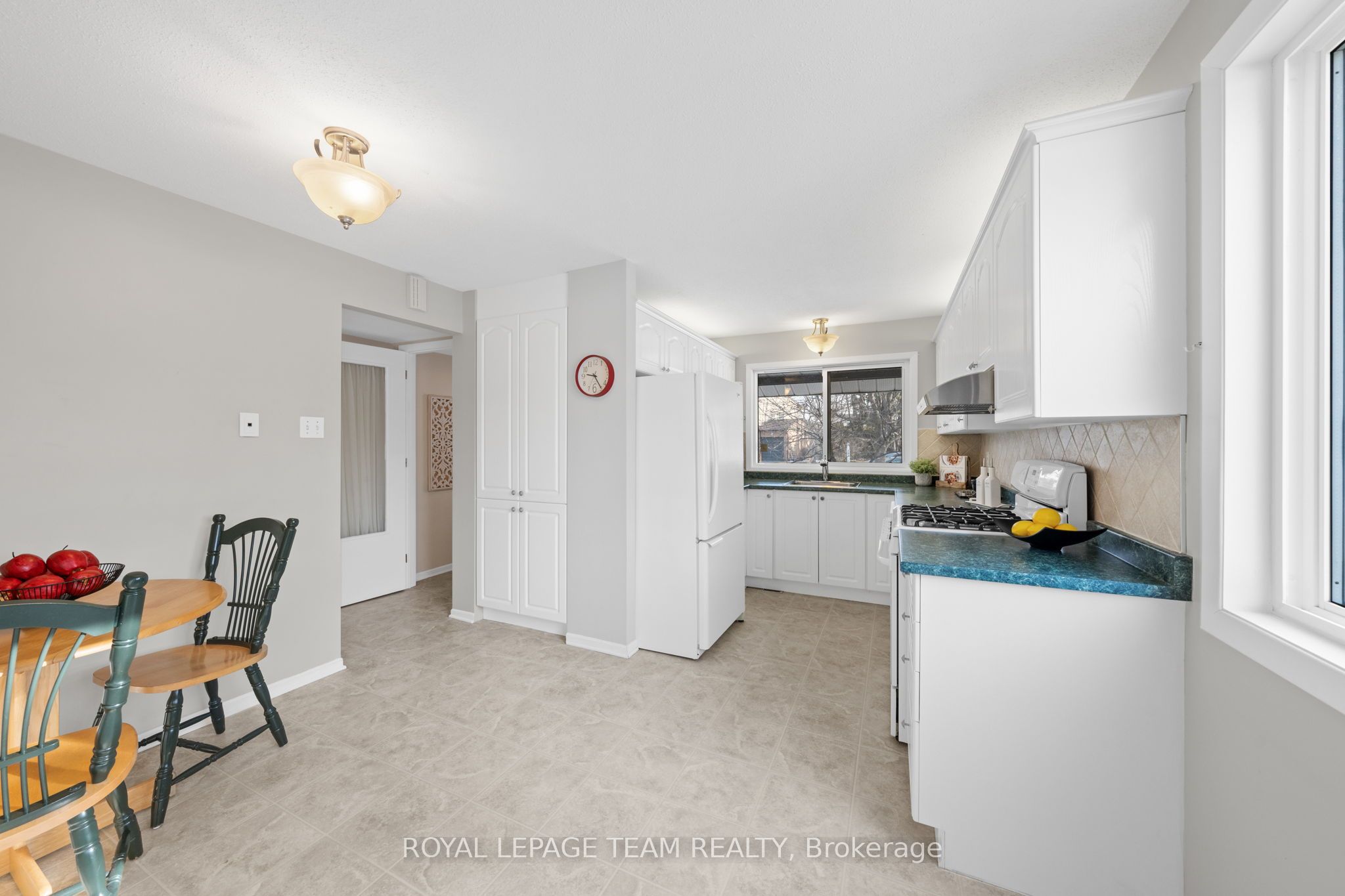 Additional image 6 of 7942 Decarie Drive, Ottawa, ON, K1C 2K3