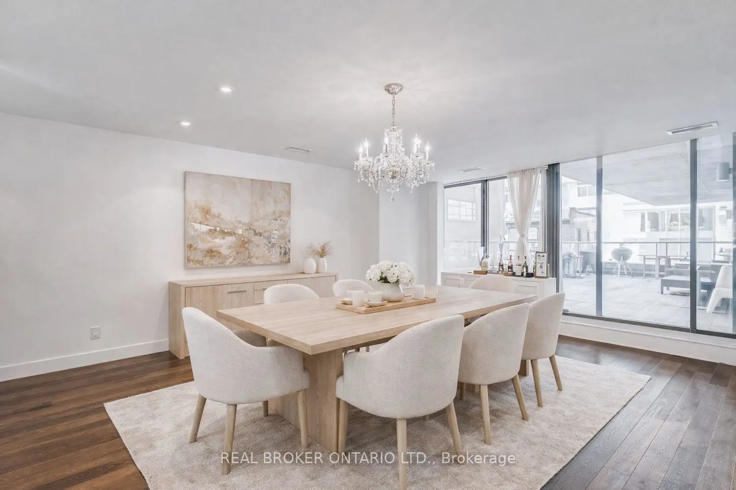 Additional image 3 of 500 Wellington Street 201