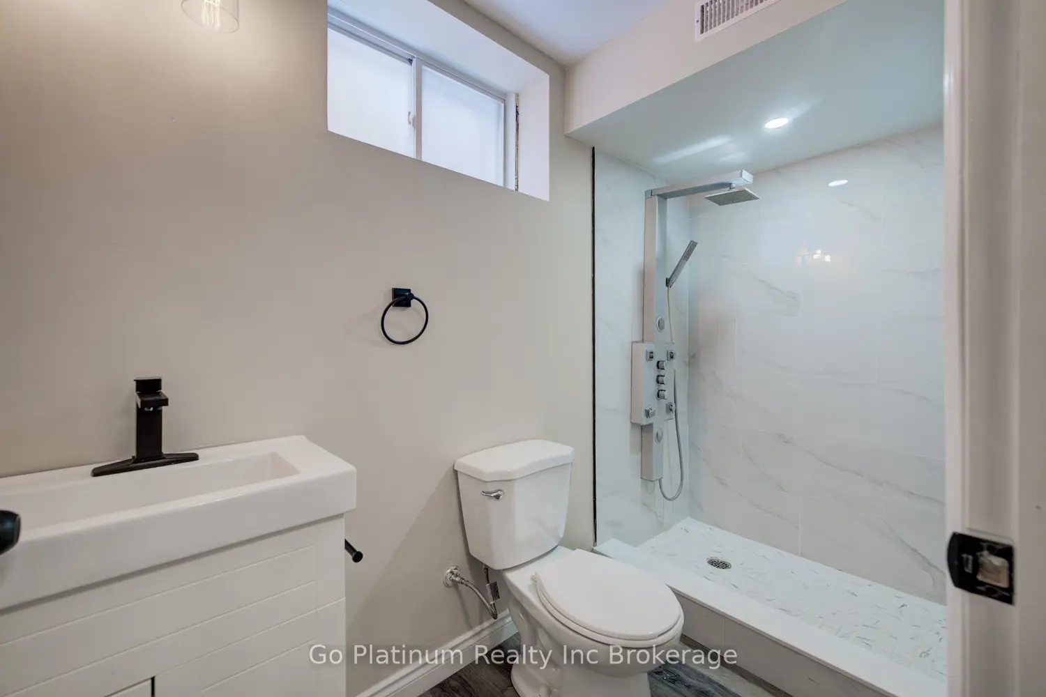 Additional image 18 of 14 Anderson Street