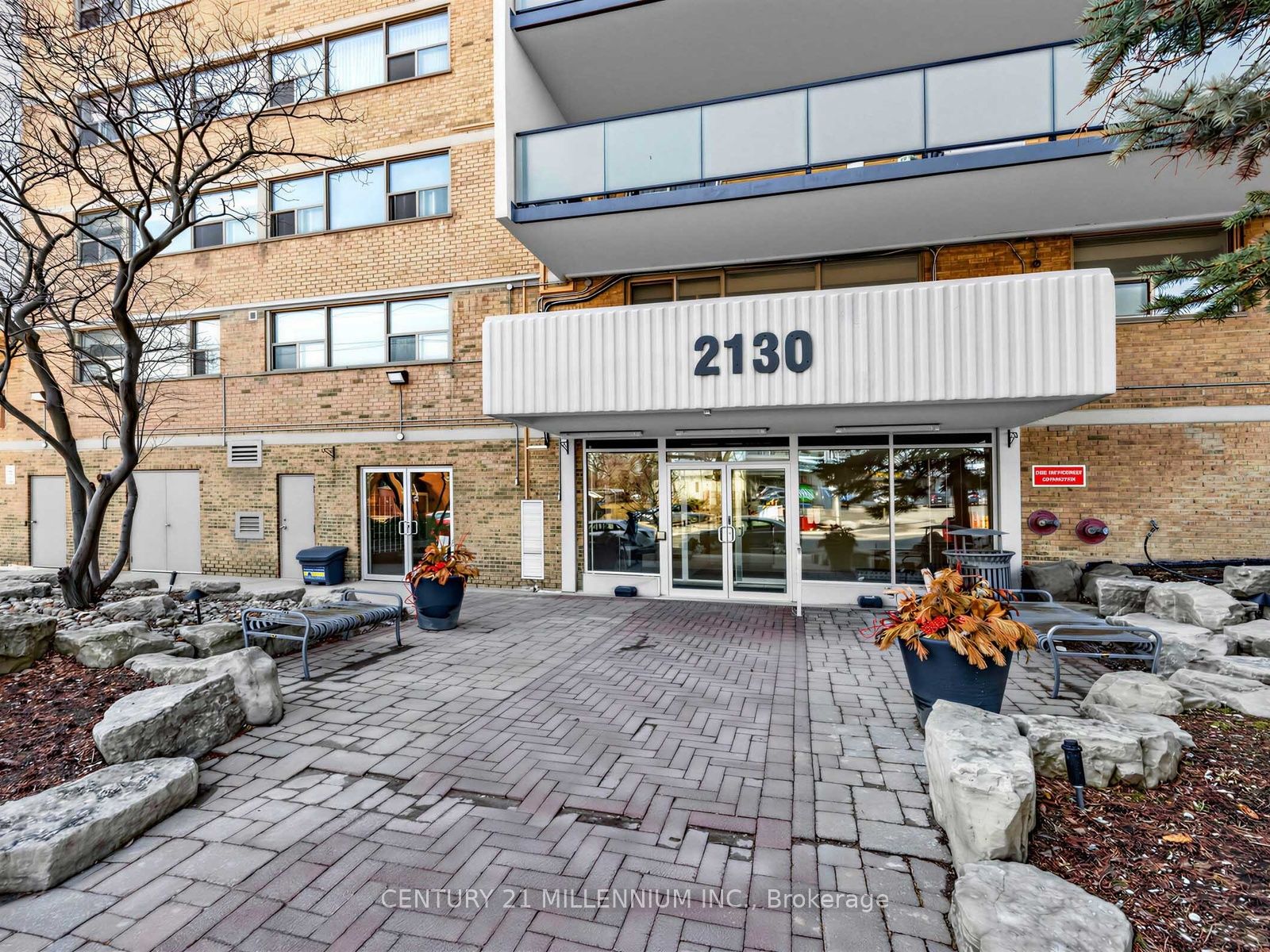 Additional image 2 of 805-2130 Weston Road, Toronto, ON, M9N 3R9
