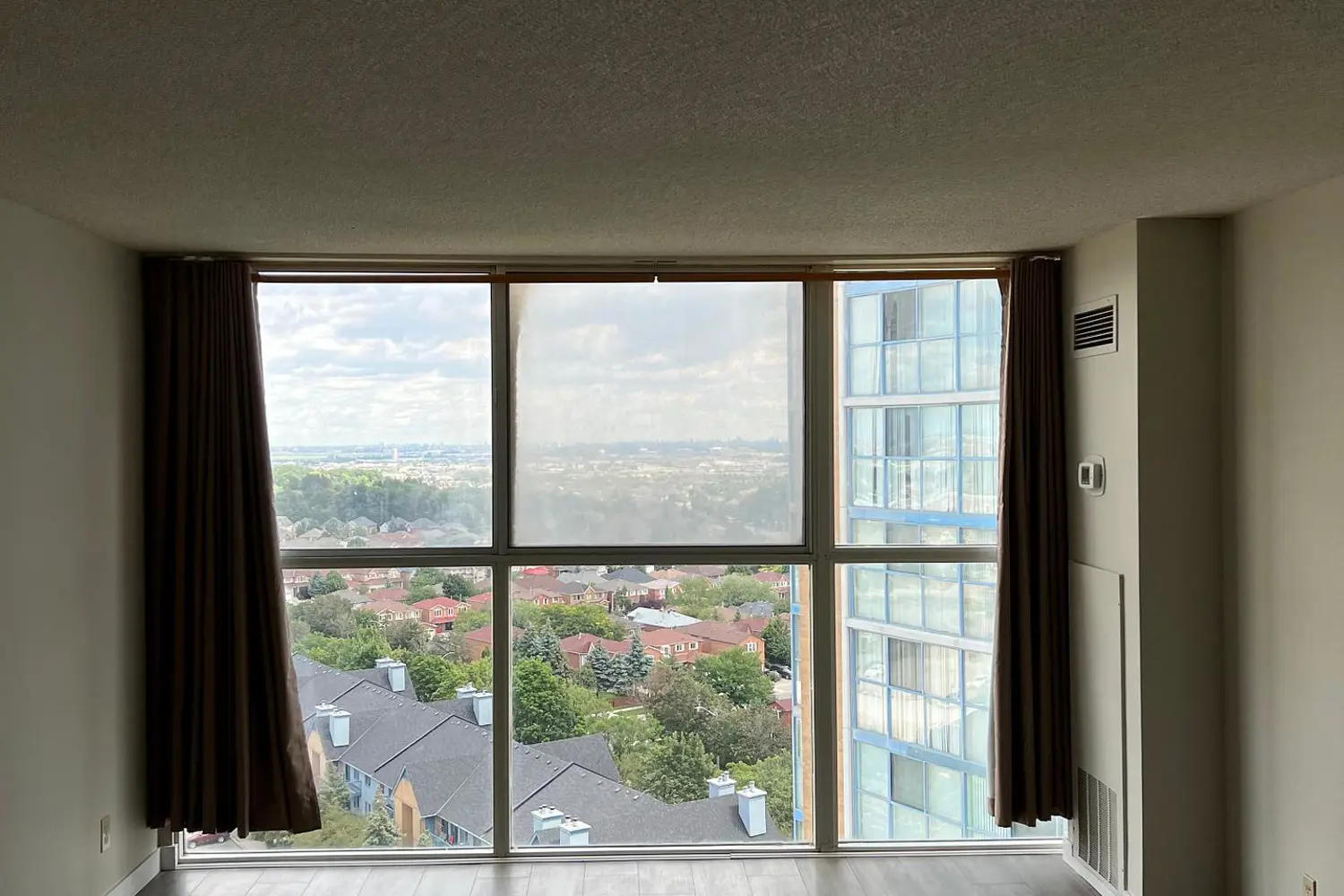 Additional image 8 of 25 Trailwood Drive 1606