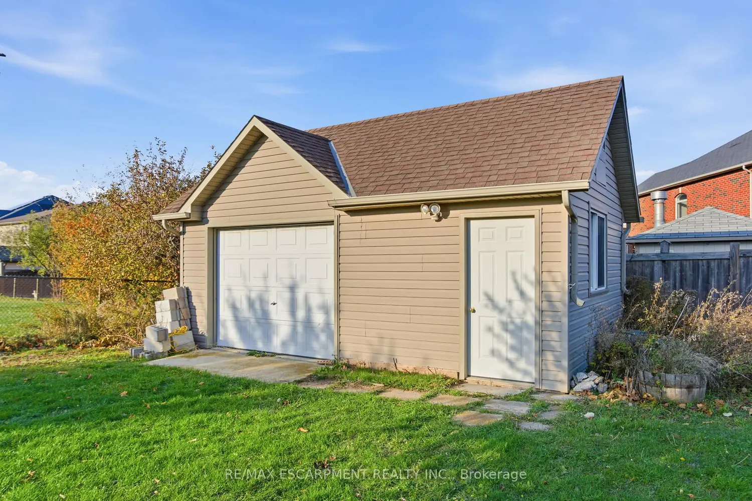 Additional image 17 of 1235 Barton Street