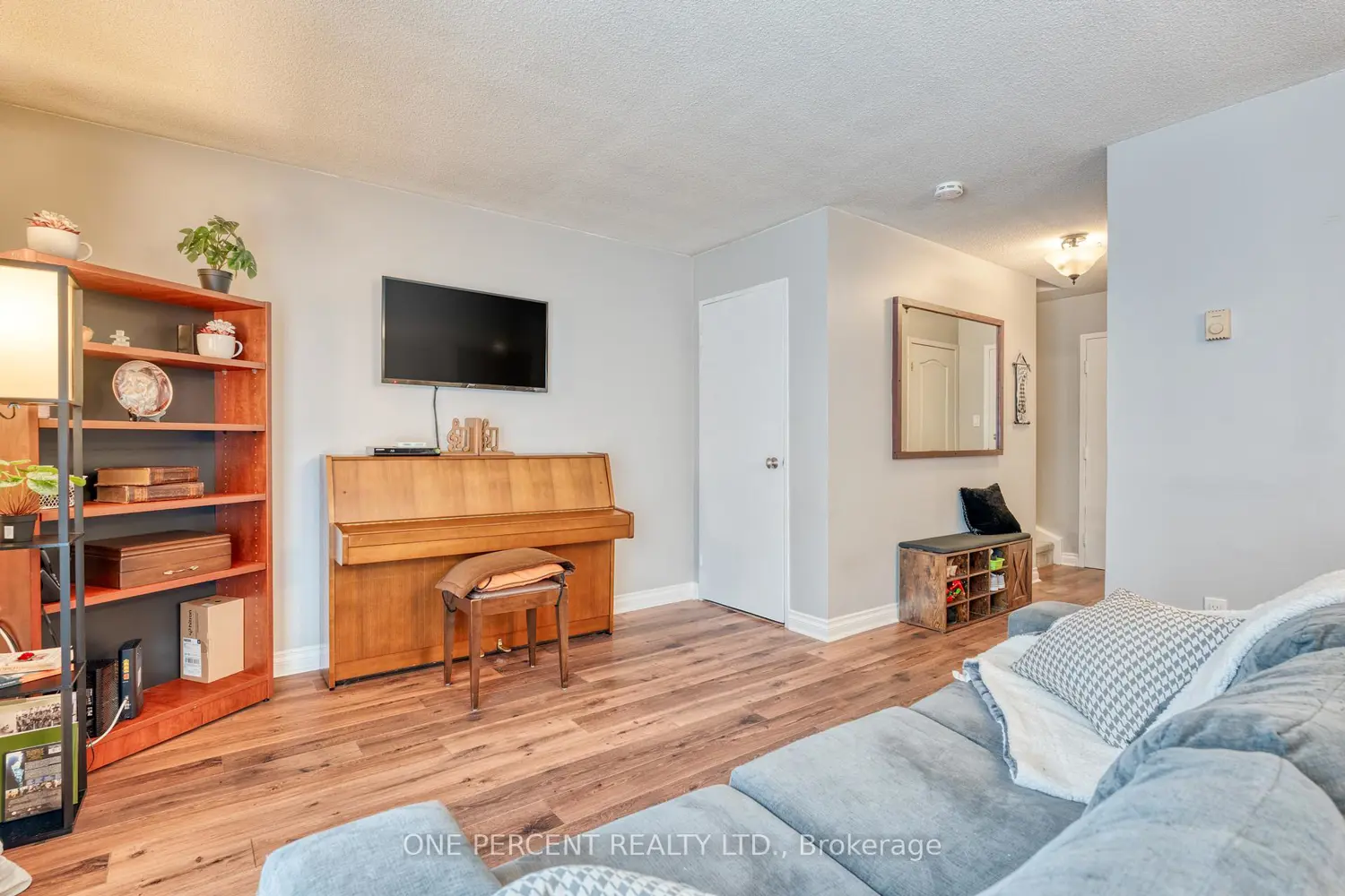 Additional image 5 of 1036 Falgarwood Drive 79