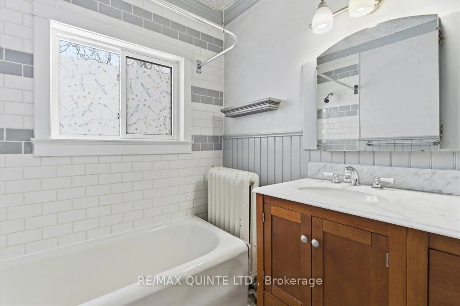 Additional image 19 of 219 East Street