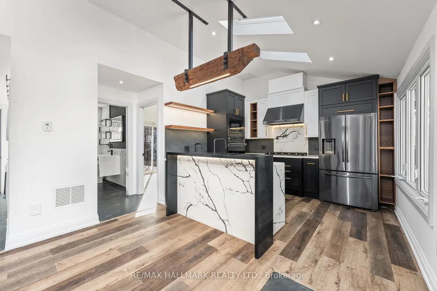 Additional image 5 of 43 Lakeside Drive