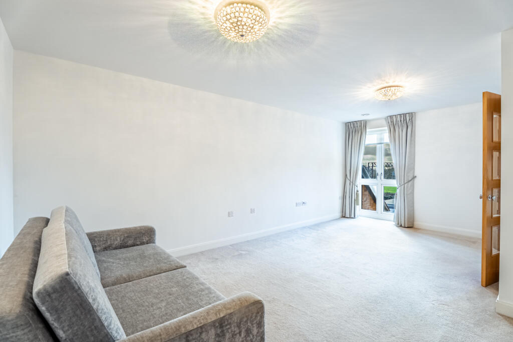 Additional image 3 of Eleanor House, 232 London Road, St. Albans, Hertfordshire, AL1