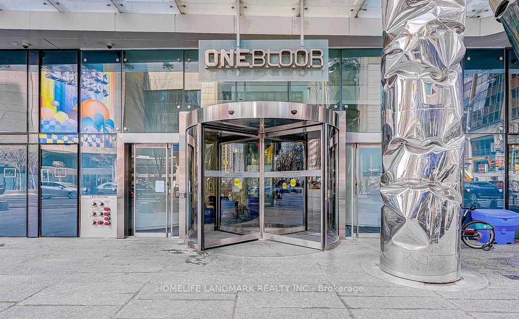 Additional image 3 of 1401-1 Bloor Street E, Toronto, ON, M4W 1A9