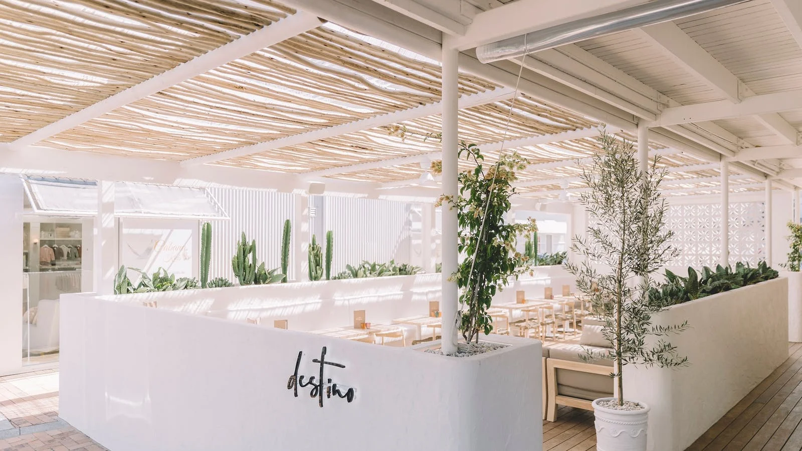 Additional image 22 of Hope Island QLD 4212