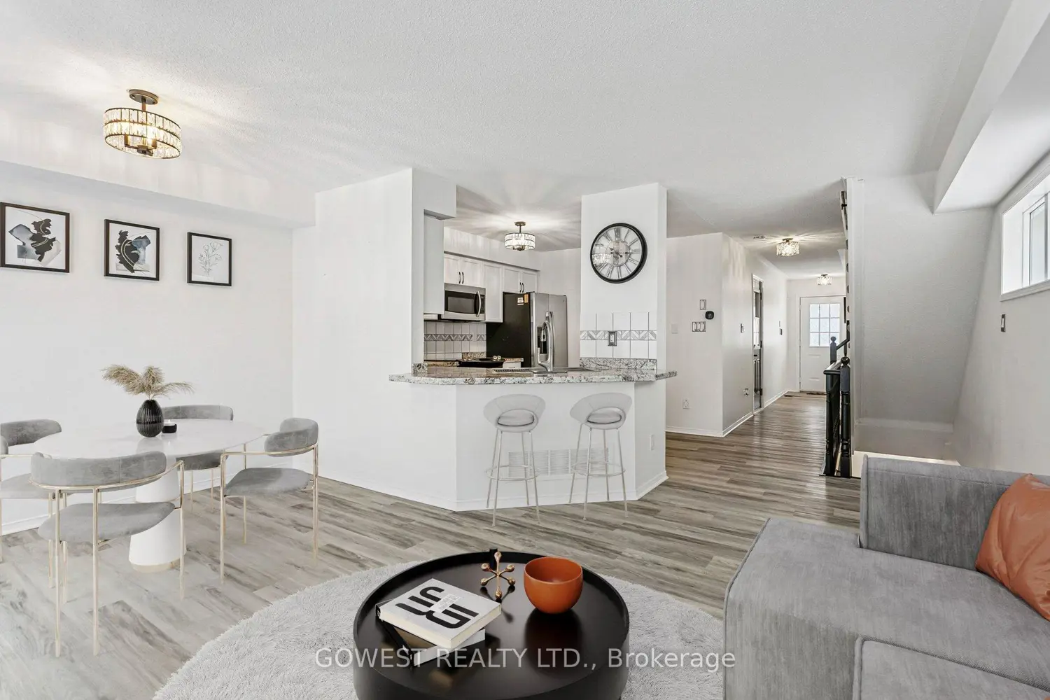 3150 Erin Centre Boulevard 14