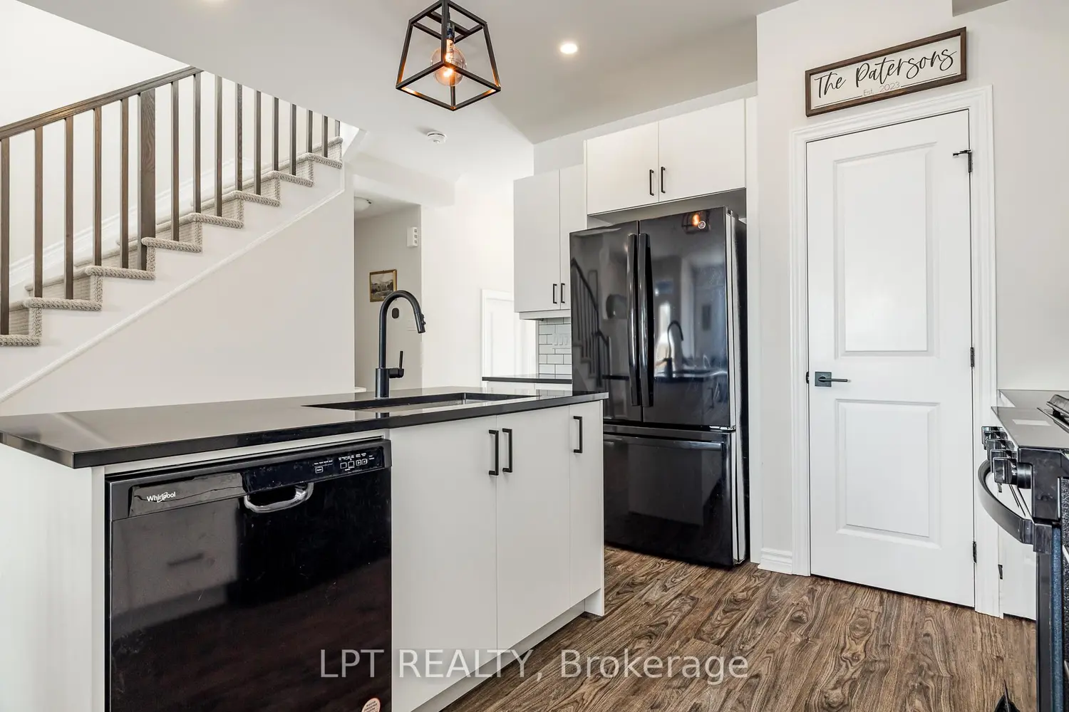 Additional image 9 of 618 Fisher Street