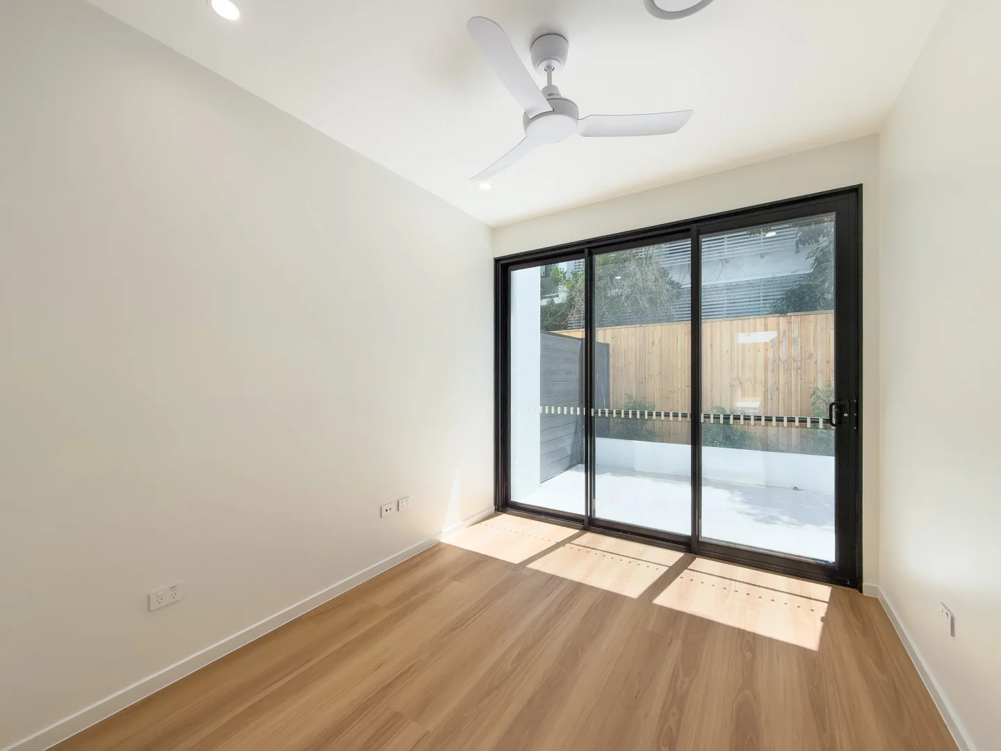 Additional image 10 of Villa 3/2-4 Waterford Court, Bundall QLD 4217