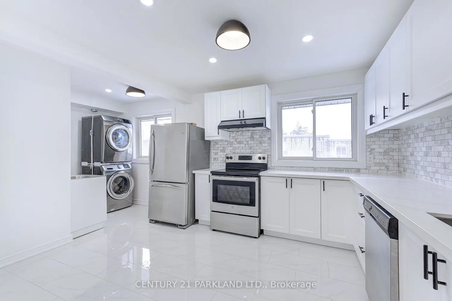 Additional image 7 of 2145 Sherobee Road 83