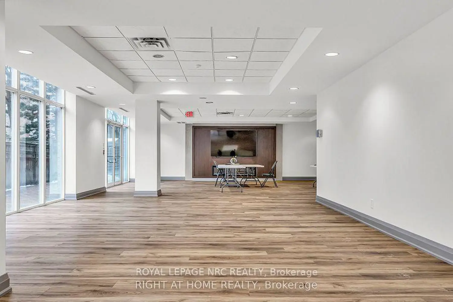 Additional image 7 of 650 Lawrence Avenue 223