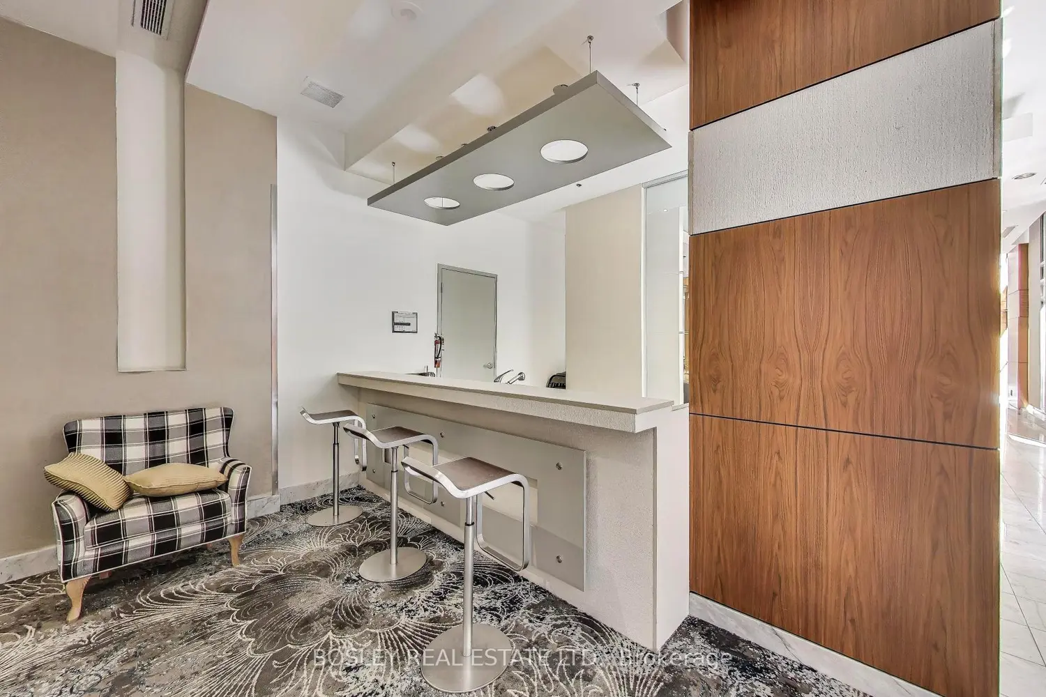 Additional image 12 of 85 Bloor Street 1007