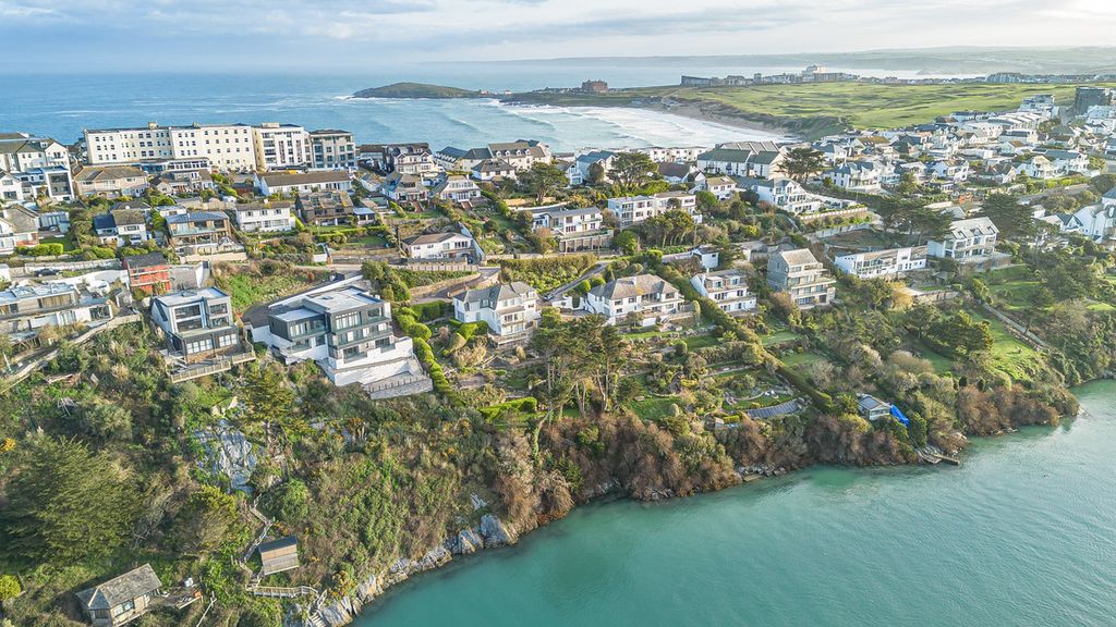 Additional image 3 of 7 bed detached house for saleExceptional Contemporary Home With Incredible Views, Newquay TR7