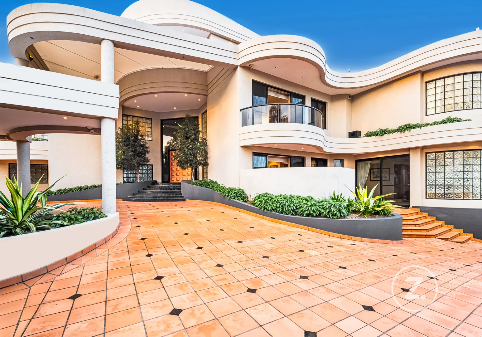 Additional image 3 of 16-18 Marseille Court, Sorrento QLD 4217