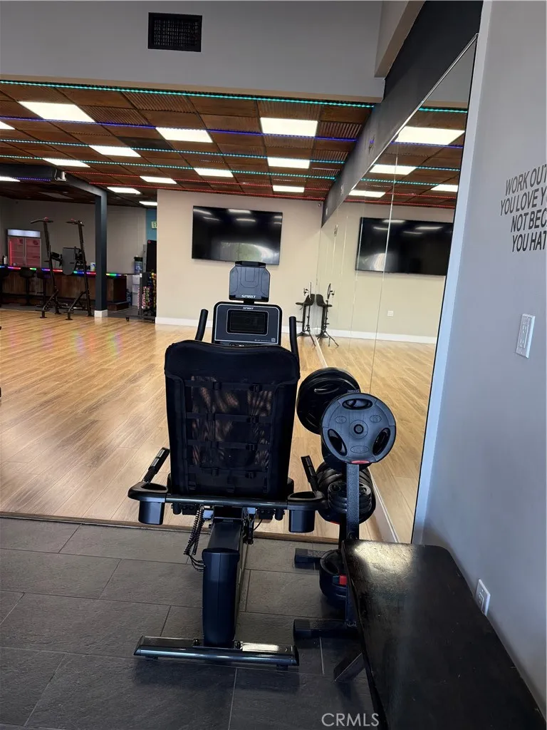 Additional image 32 of 19564 S Ventura Boulevard, Tarzana, CA 91356