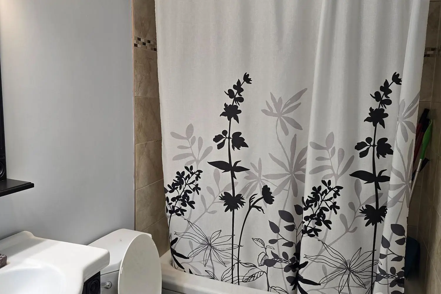 Additional image 10 of 700 Constellation Drive 1208