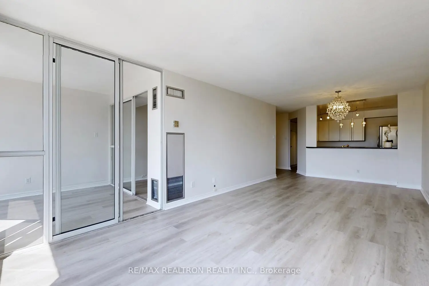 Additional image 2 of 1131 Steeles Avenue 407