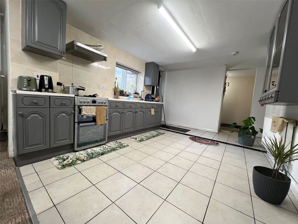 Additional image 22 of 8 bed flat for saleCartlett, Haverfordwest, Pembrokeshire SA61