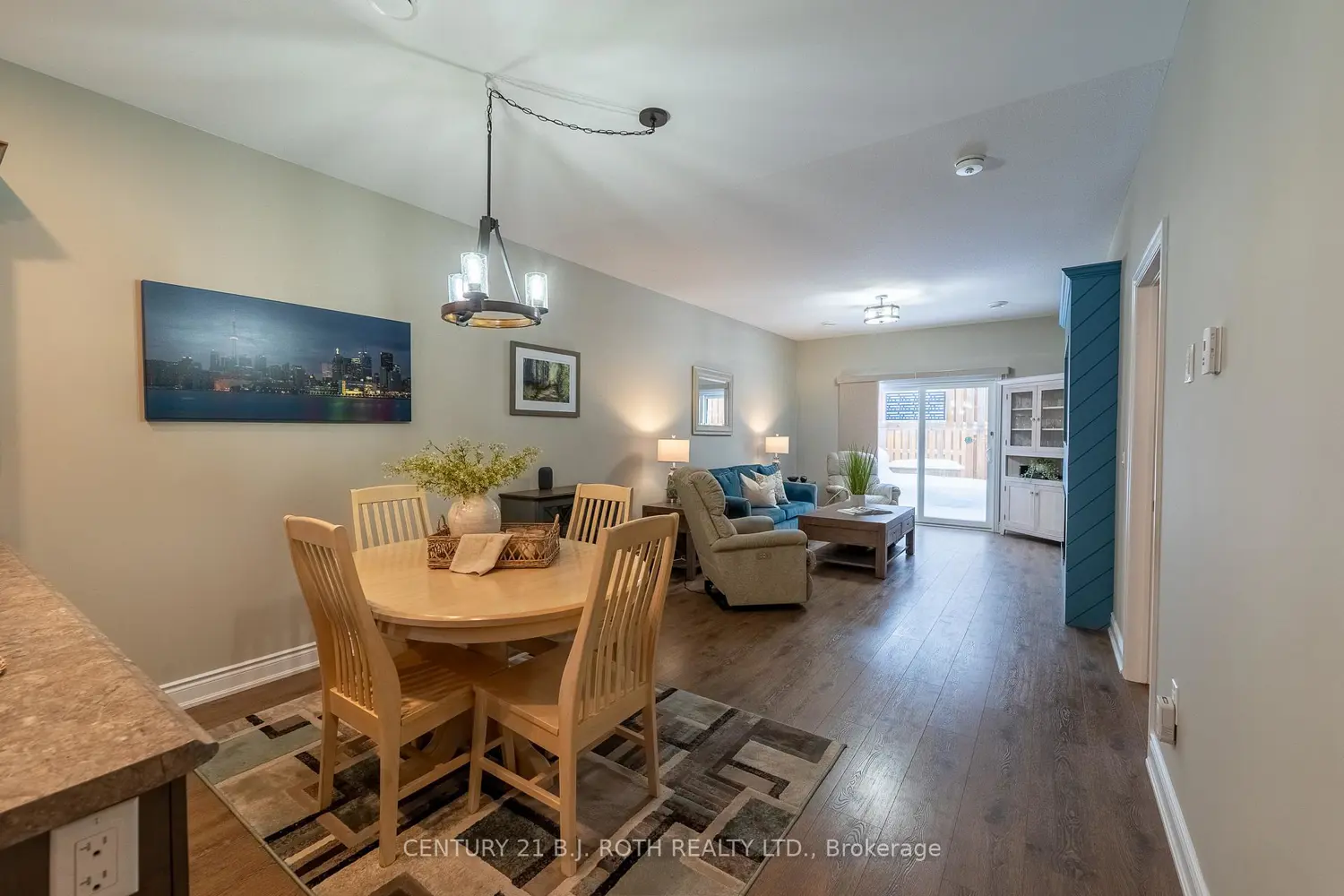 Additional image 4 of 251 Lucy Lane