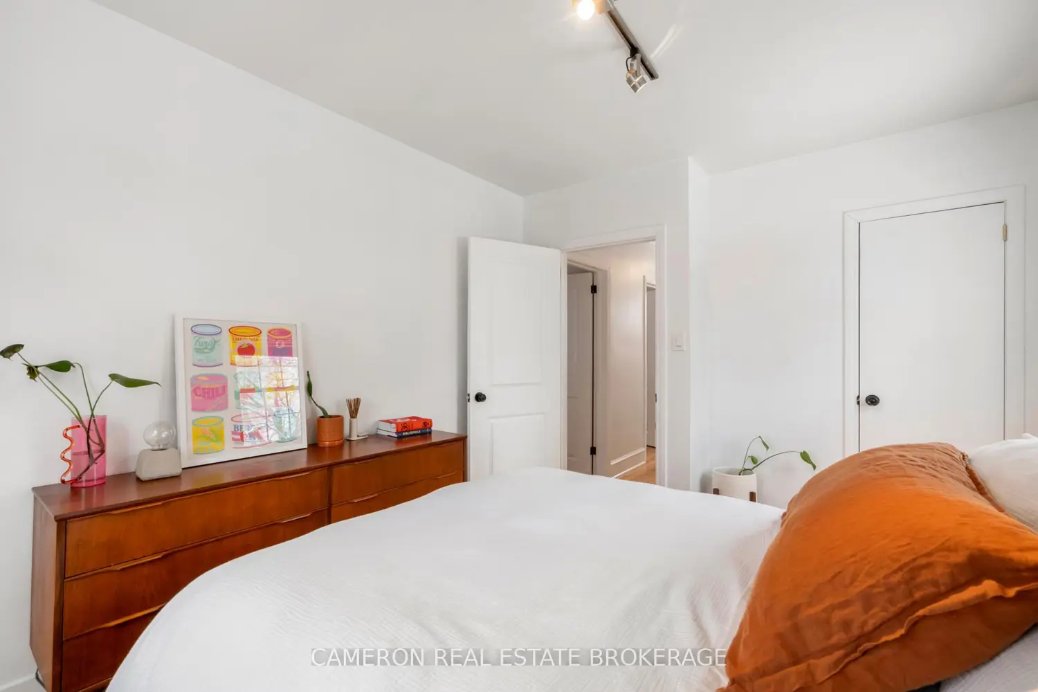 Additional image 10 of 601 James Street