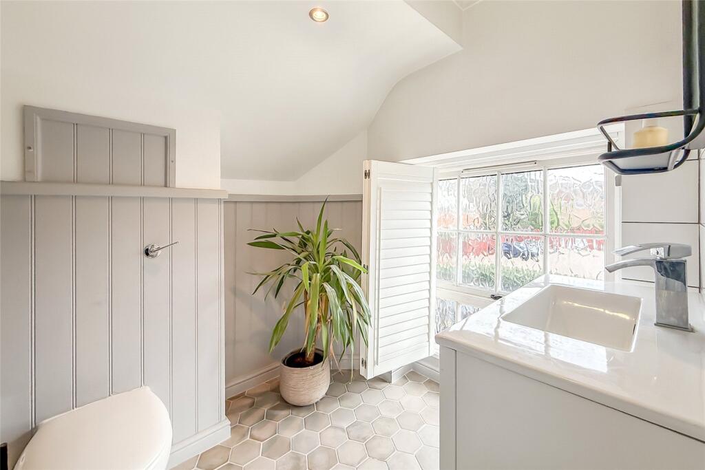 Additional image 9 of Old Priory Park, Old London Road, St. Albans, Hertfordshire, AL1