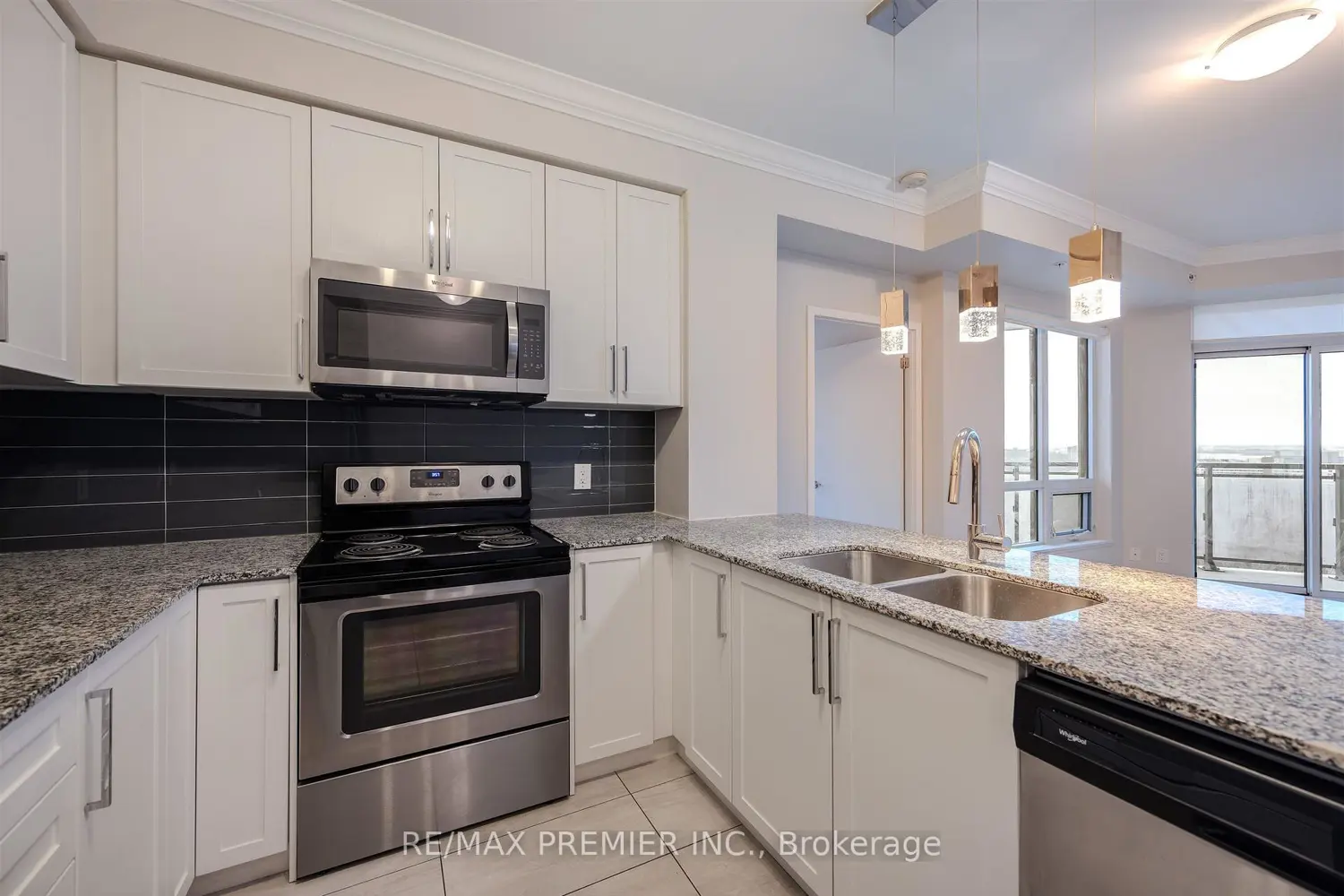 Additional image 7 of 840 Queens Plate Drive 1405