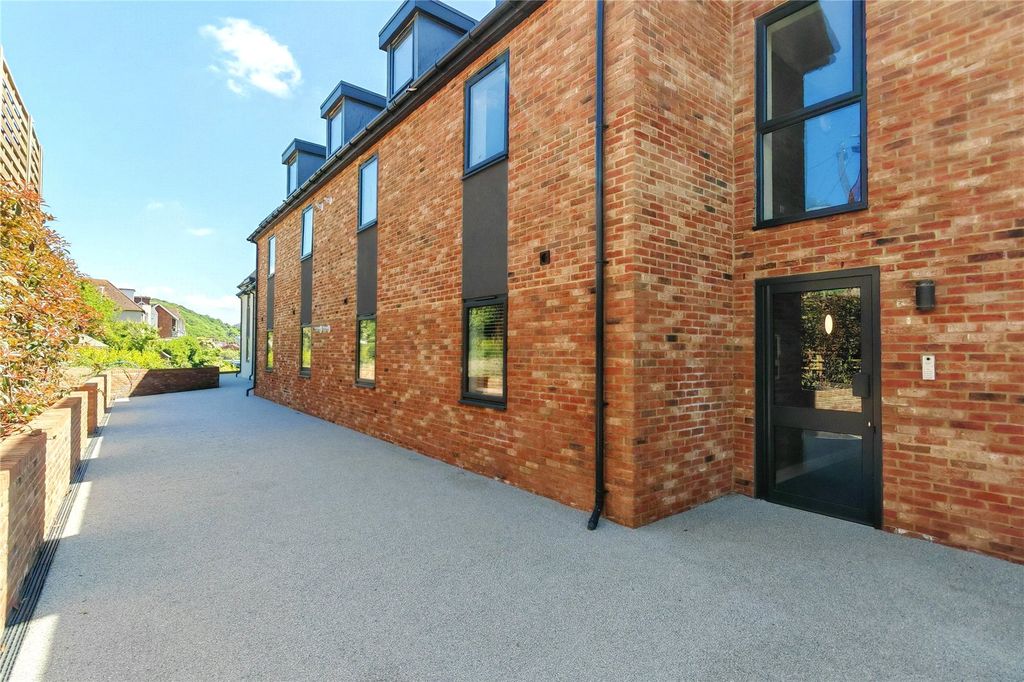 Additional image 14 of 3 bed flat for saleCautley House, Seabrook Road, Hythe, Kent CT21