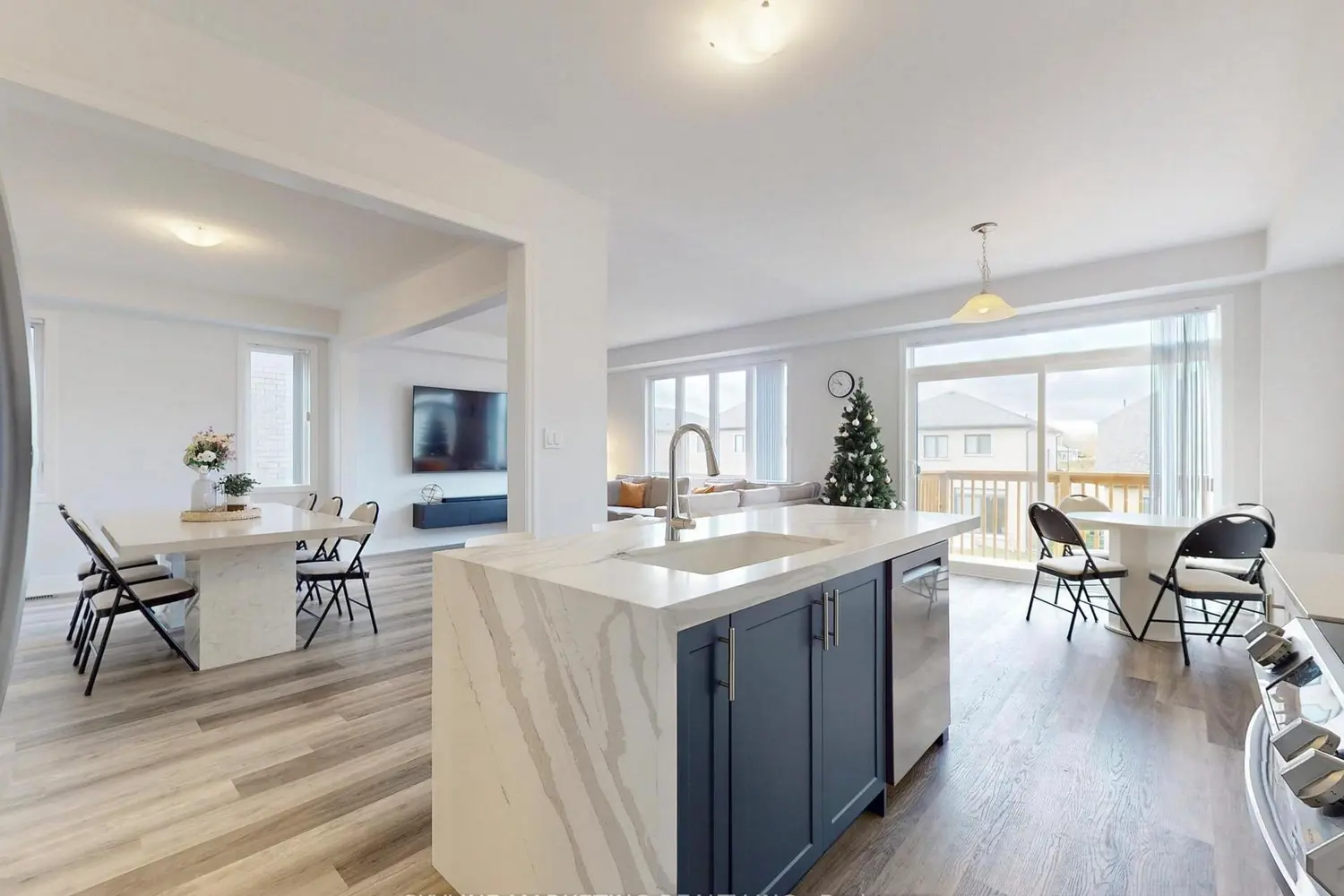 Additional image 8 of 23 Rosanne Circle