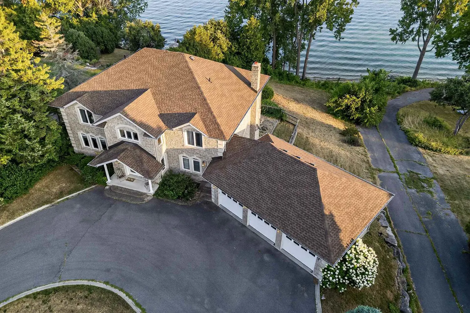 Additional image 19 of 4734 Lakeside Lane