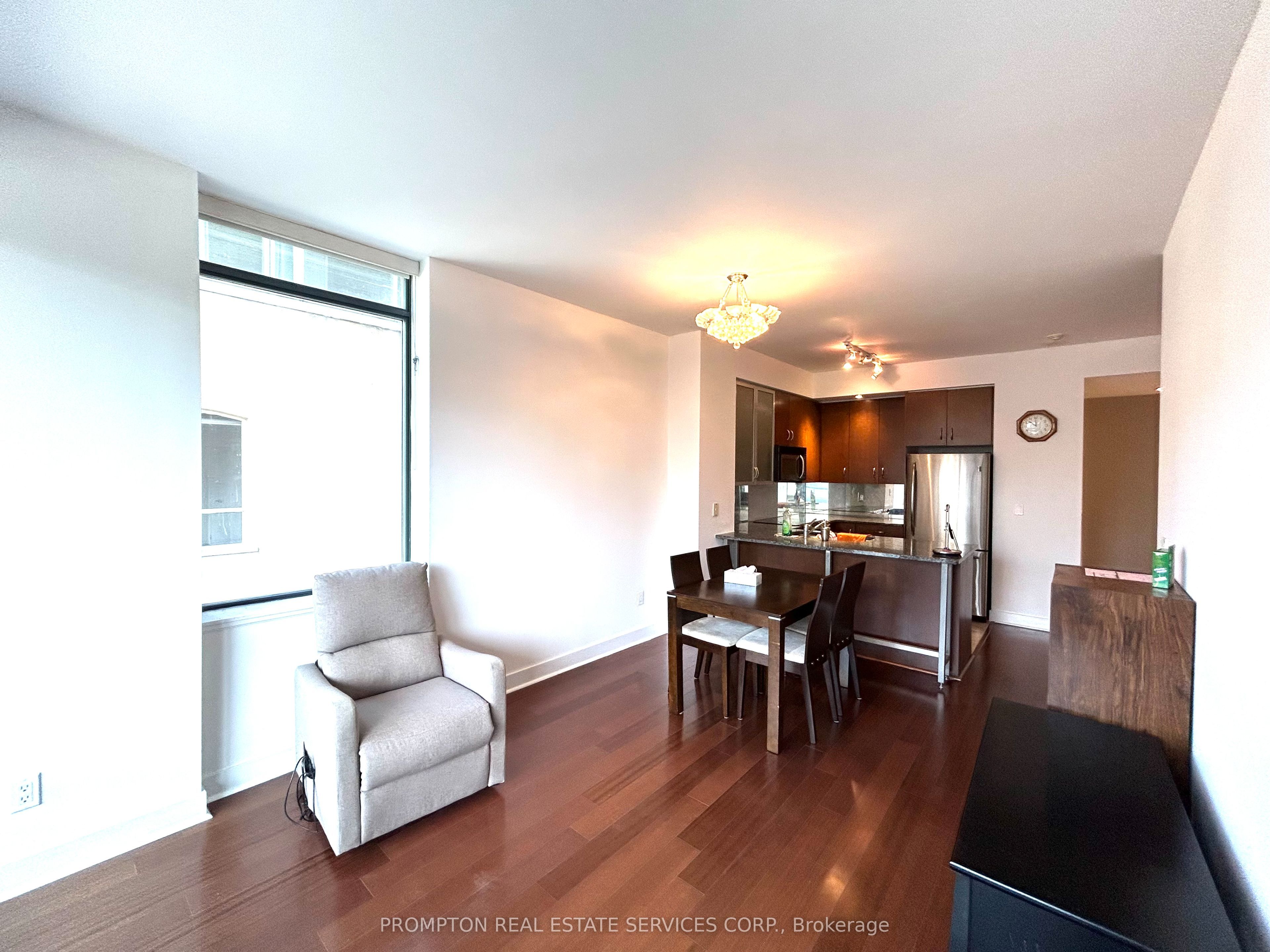 Additional image 4 of 505-438 King Street W, Toronto, ON, M5V 3T9