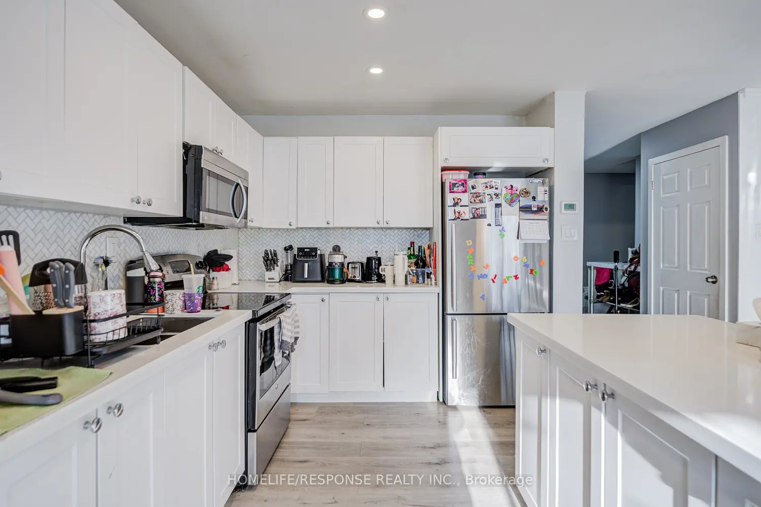 Additional image 12 of 93 Hansen Road 7